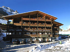 Hotel Alpe in Canazei